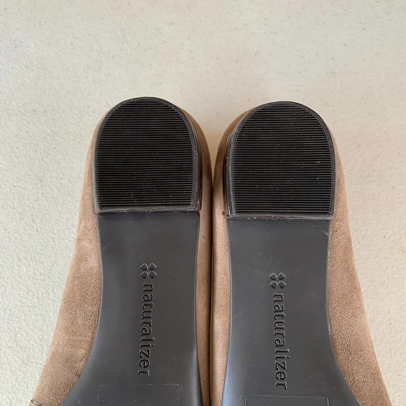 Naturalizer Applause tan leather cap-toe slip on flats Women's Size US 6.5 M - Picture 8 of 9